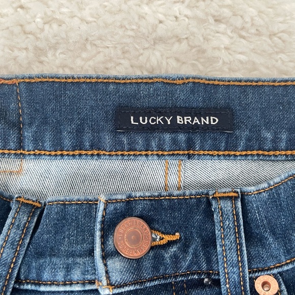 Lucky Brand Mid Rise Ava Skinny leg jeans. Size 8/29 - Picture 4 of 6